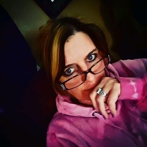 Meet your Posher, Valerie